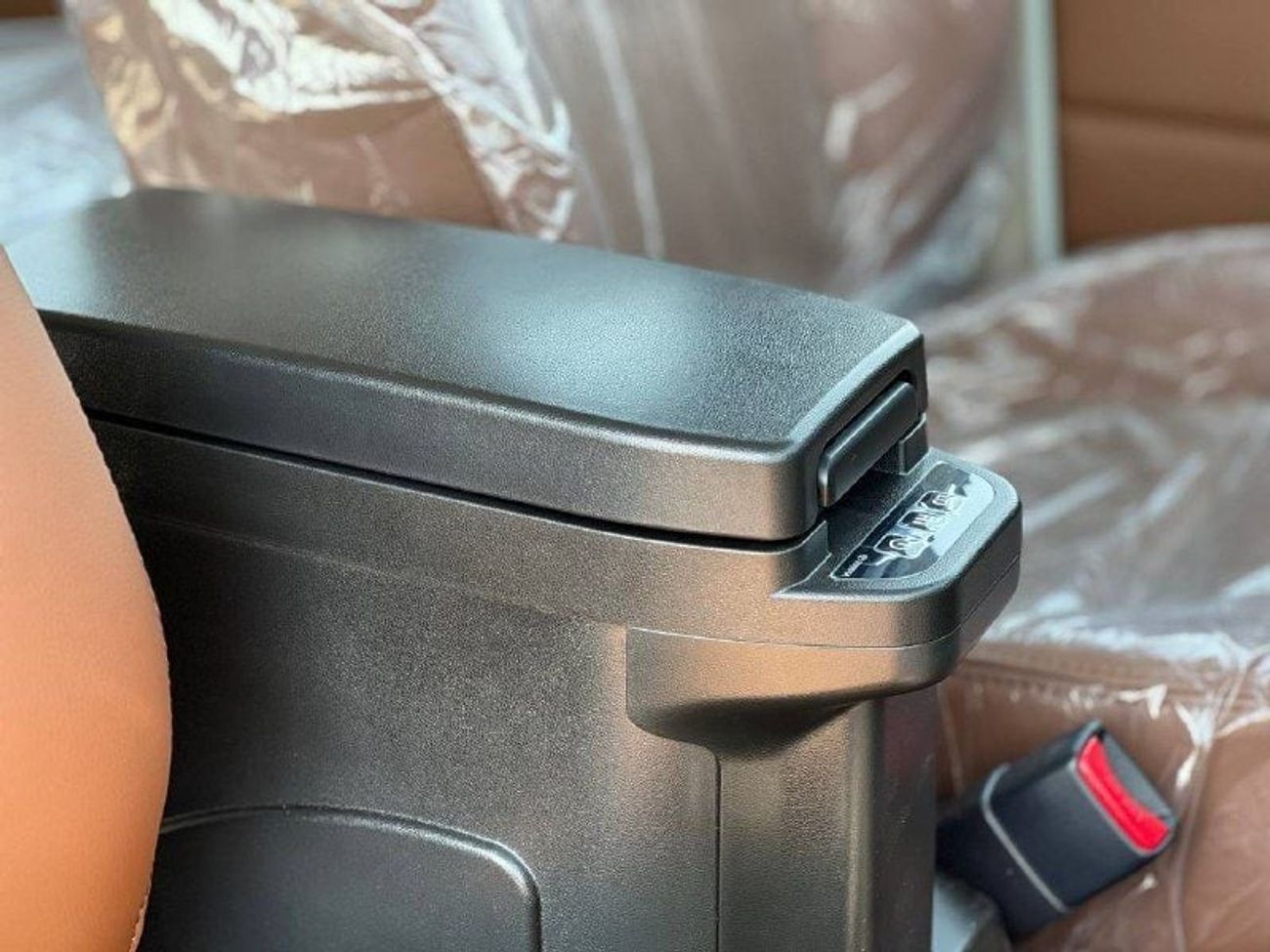 تويوتا لاند كروزر 70 LC76 2.8L TURBO DSL A/T // 2025 // FULL OPTION WITH RADAR , DIFF LOCK , DVD & BACK CAMERA // SPECIAL