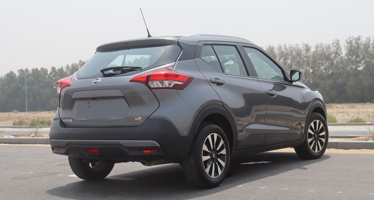 Nissan Kicks SV 1.6L Nissan Kicks 2020 GCC edition without accidents, mileage 119,000 KM, 1.6L engine, price 36,0