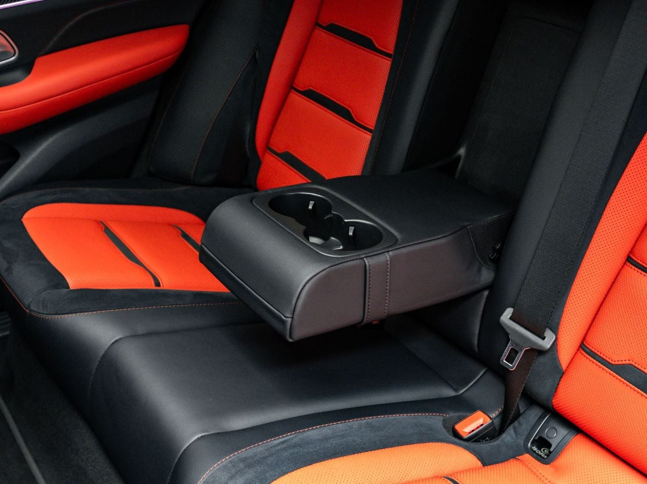 مرسيدس بنز GLE 63 S AMG كوبيه 2023 Mercedes GLE 63 S AMG Coupe, 4.0 TC V8, AWD, 603bhp, 9 Speed Automatic