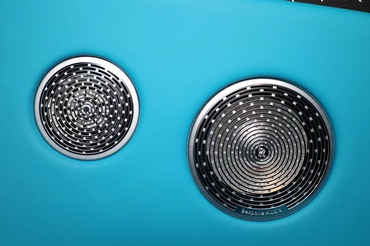 رولز رويس سبيكتر BRAND NEW, Bespoke Audio, 4 Years Dealer Warranty + Service!!