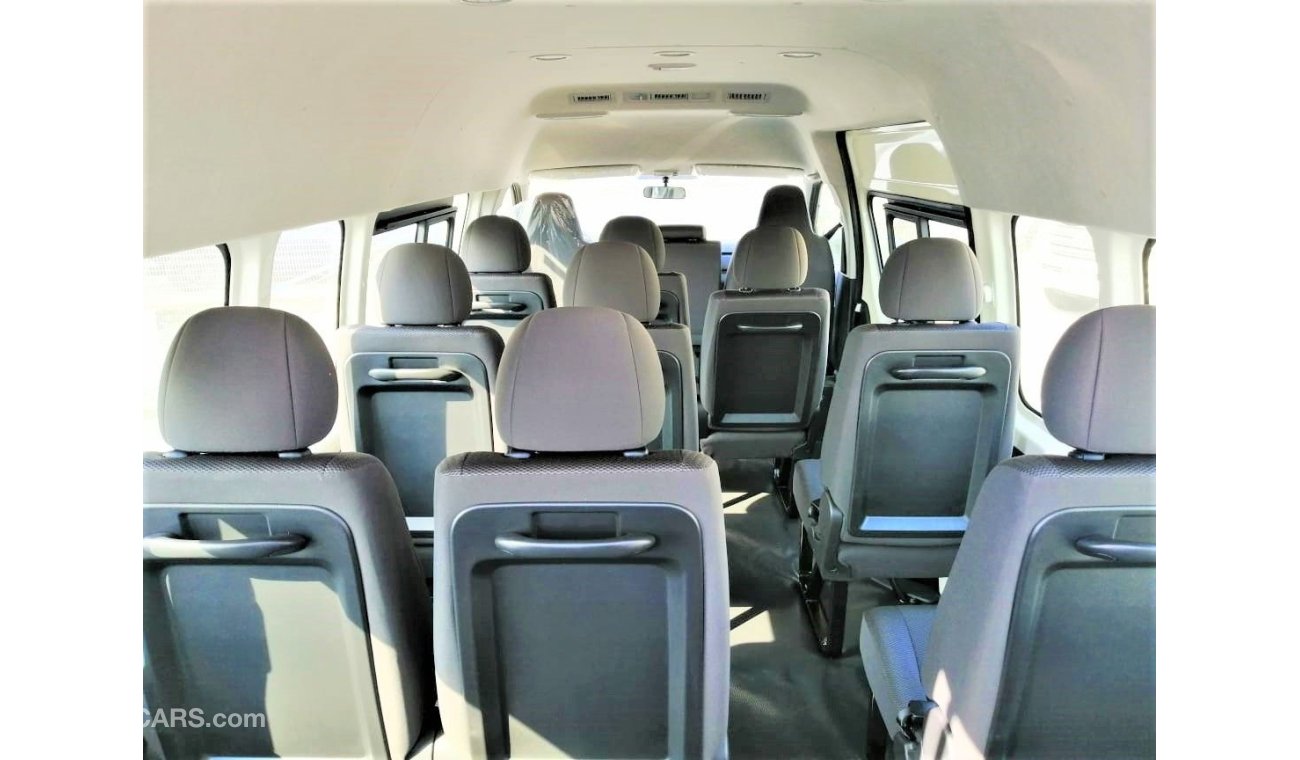 Toyota Hiace 16 seats