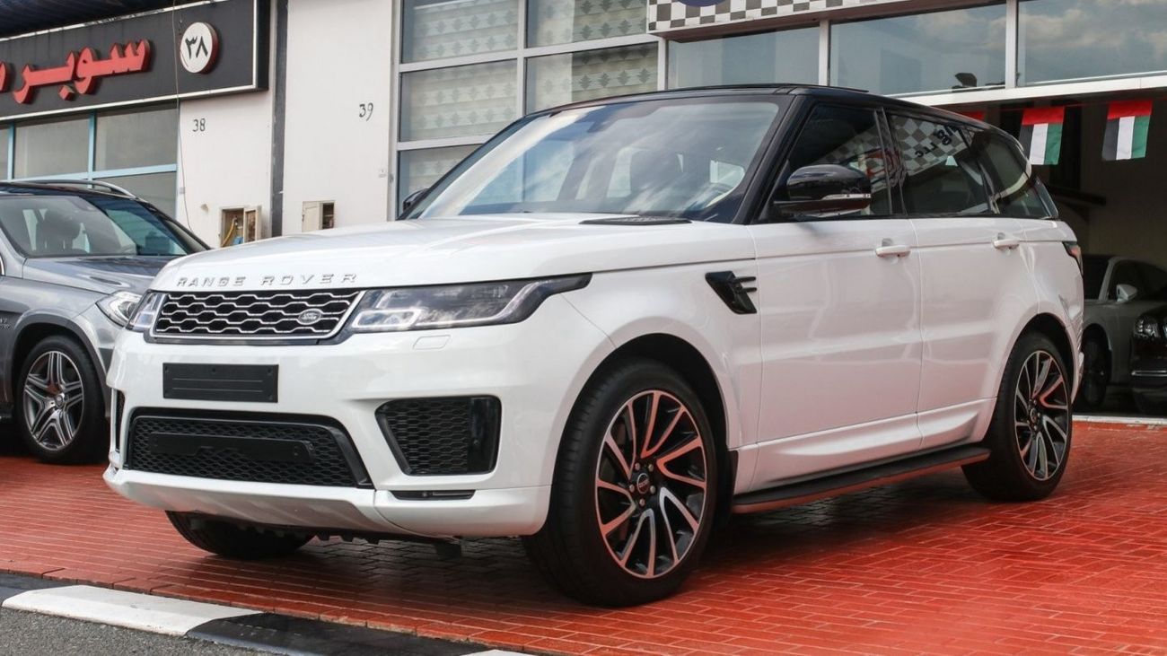 Used Land Rover Range Rover Sport 2015 for sale in Dubai - 379418