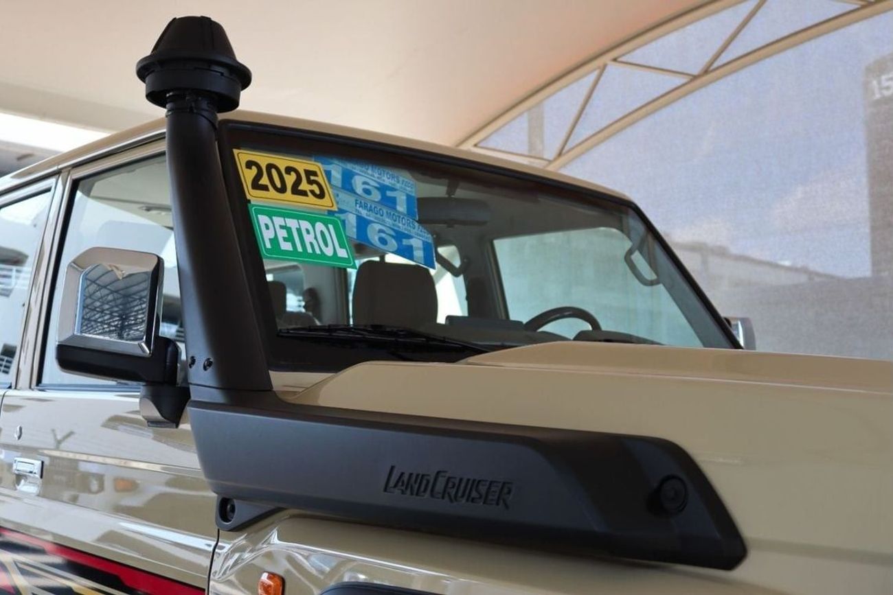 Toyota Land Cruiser GRJ76 4.0 V6 AUTOMATIC FULLY LOADED