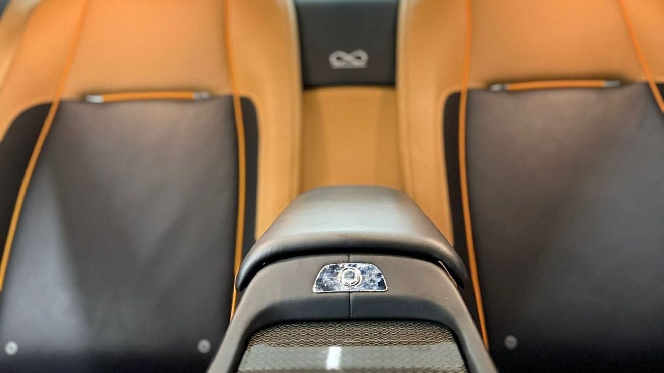 Rolls-Royce Wraith Black Badge | GCC Specs | Impeccable Condition | Full Service History