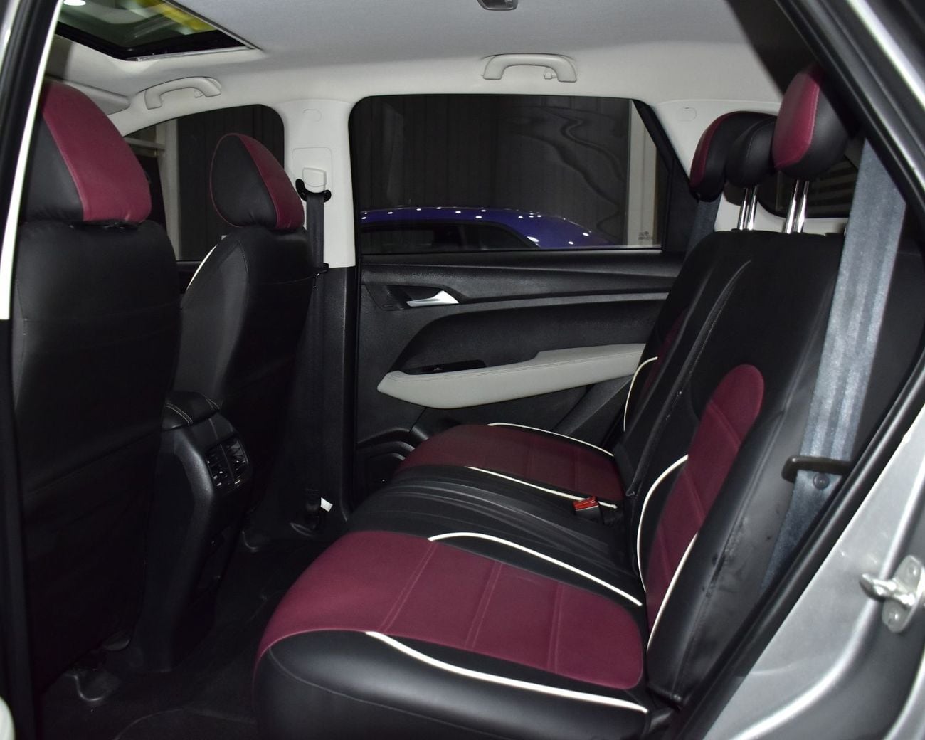 Chevrolet Captiva EXCELLENT DEAL for our Chevrolet Captiva Premier ( 2023 Model ) in Grey Color GCC Specs