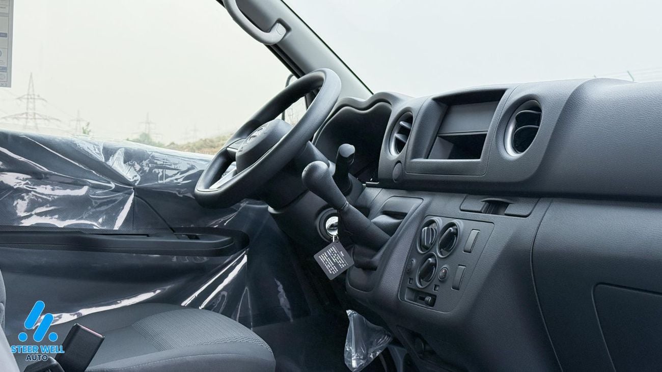 نيسان أورفان NV350 Highroof Delivery Van GCC Manual White