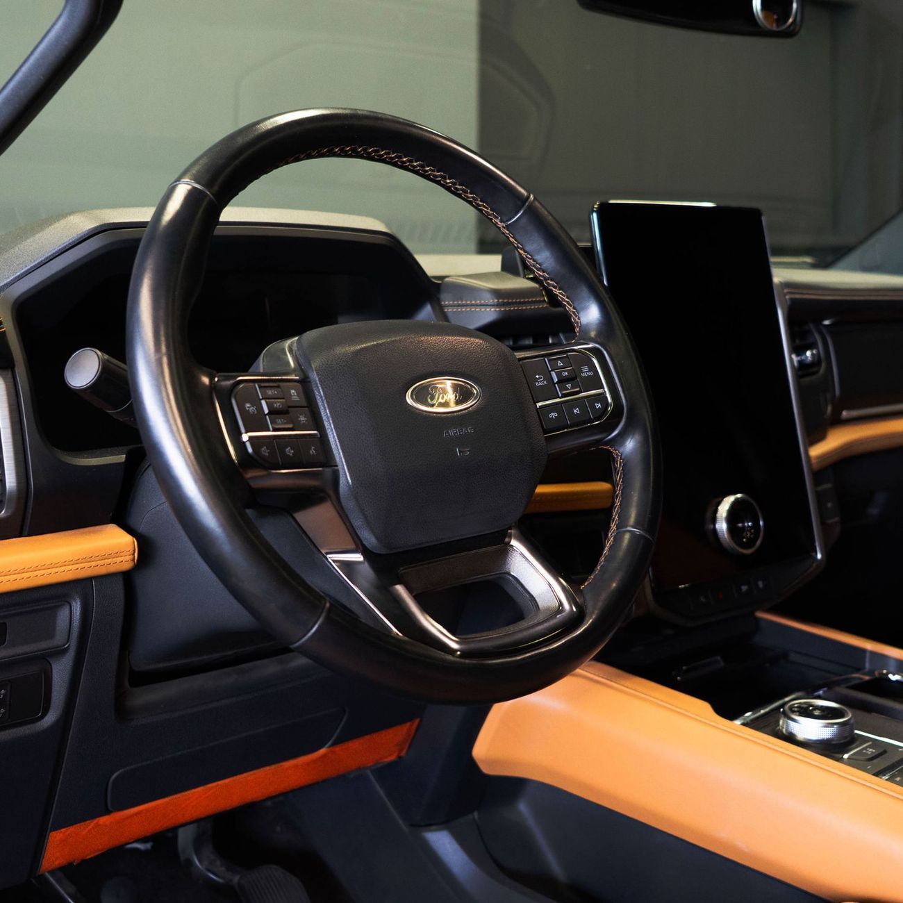 Ford Expedition AED 3,449 pm • 0% Downpayment • Expedition Platinum • Agency Warranty