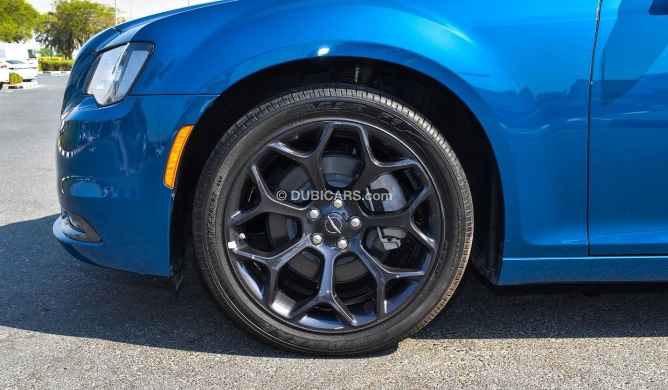 Chrysler 300s Chrysler 300S / 2022 / GCC / V6 / Brand New / Under Warranty