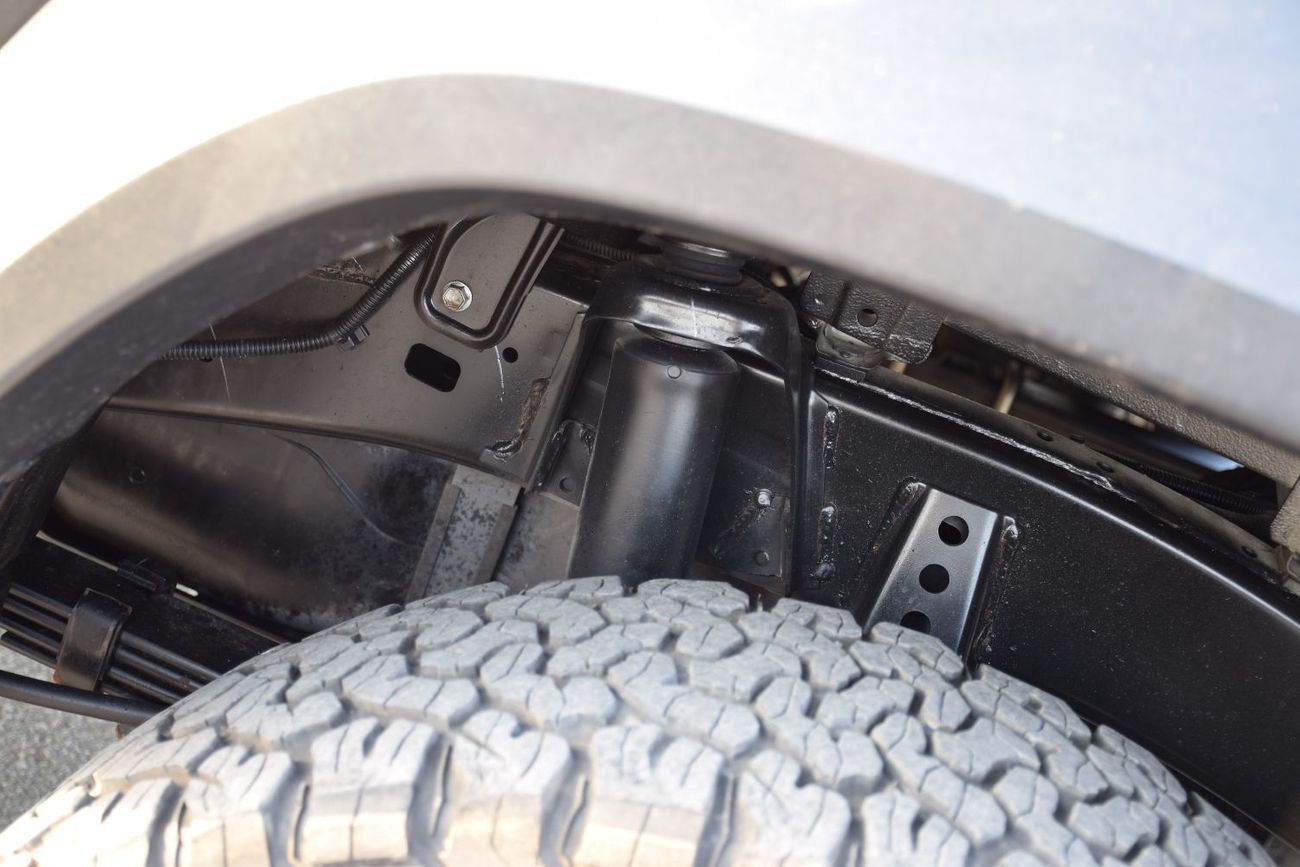 Toyota Hilux ROGUE 4X4 DIESEL FULL OPTION (RHD)