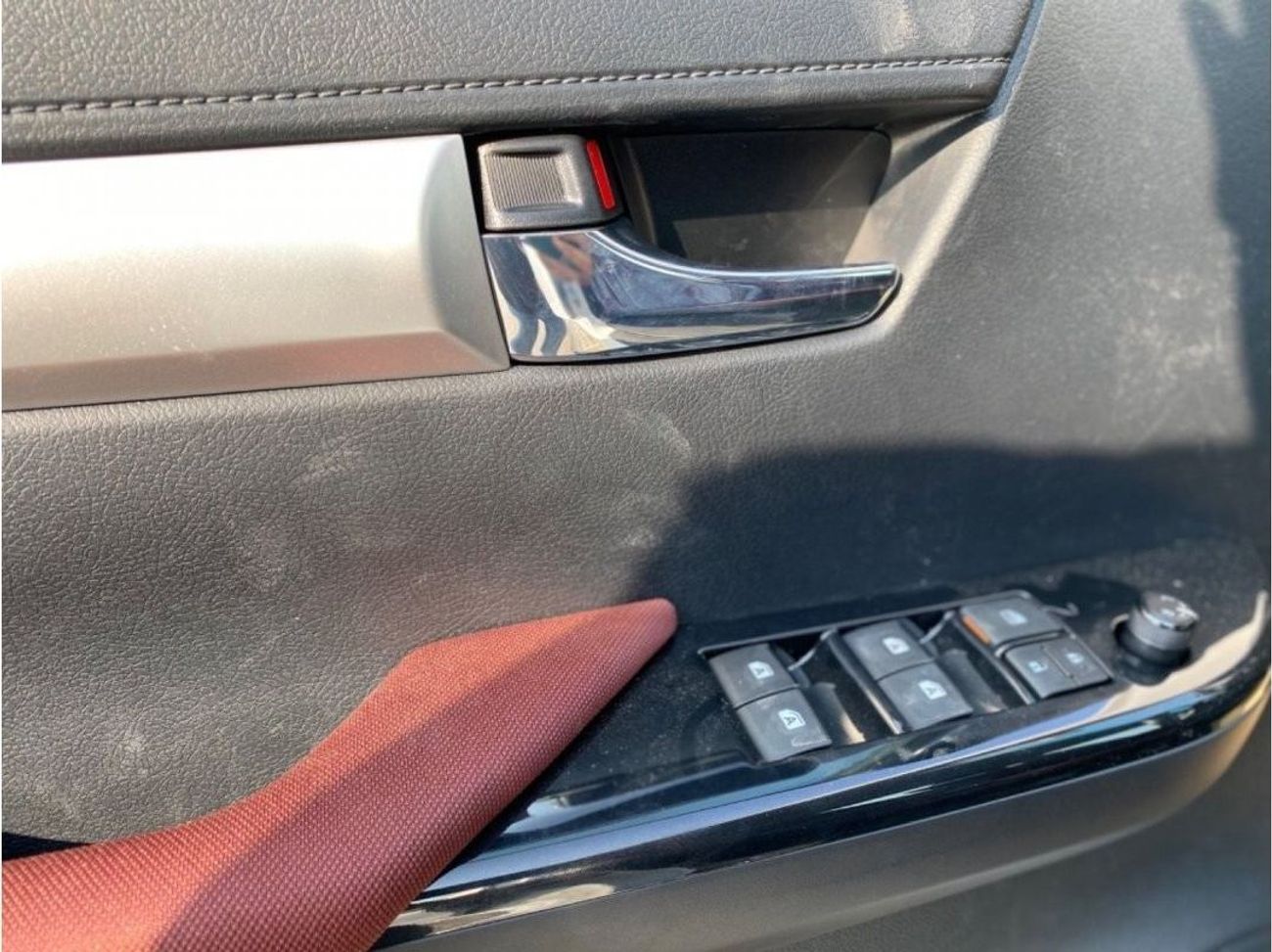 Toyota Hilux 4.0 L brand now