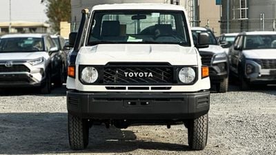 Toyota Land Cruiser Pick Up Toyota/LC79 DSL SC 4.2L /0AEH5 3 seater 2 AIRBAG & ABS NEW FACE MT( for export only )