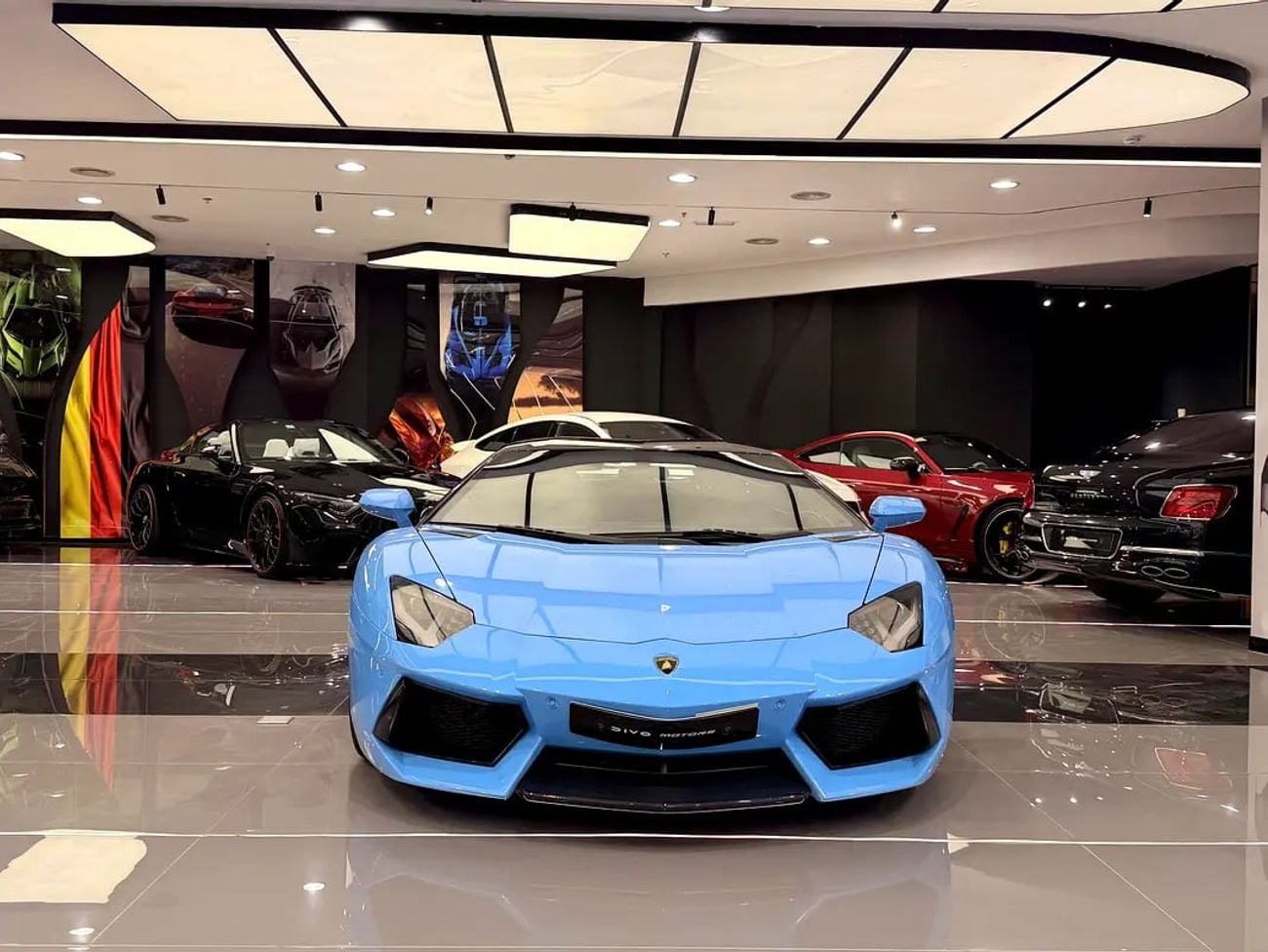 لامبورغيني أفينتادور LP 700-4 GCC Specs