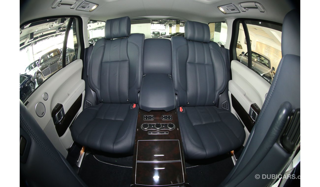 Land Rover Range Rover Autobiography 2015 !! RANGE ROVER VOGUE AUTOBIOGRAPHY WITH VERY LOW MILEAGE - AND WARRANTY !!