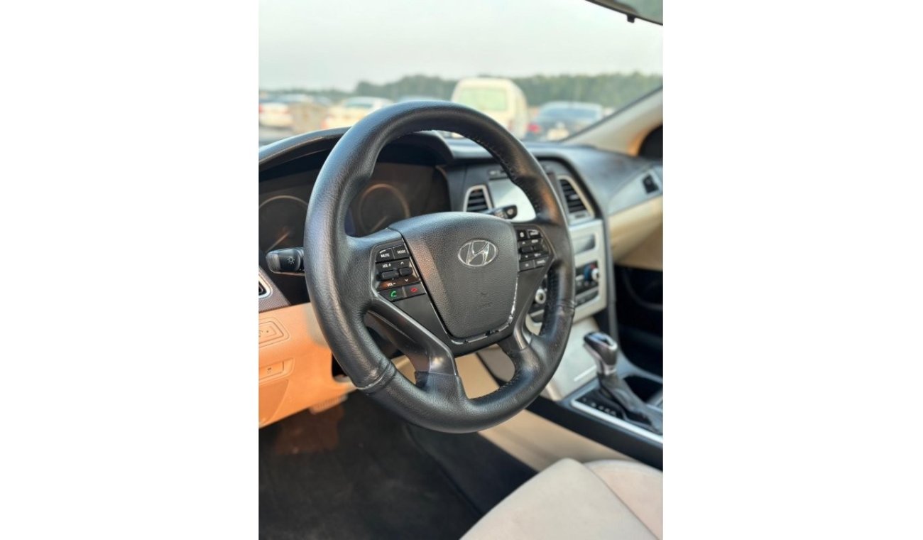 Hyundai Sonata GL hyundai sonata 2017 gcc vey good condition