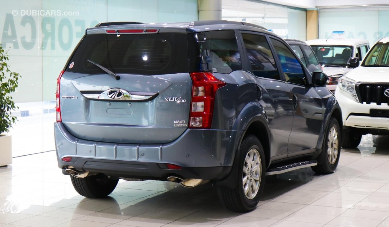 ماهيندرا XUV 500 W10