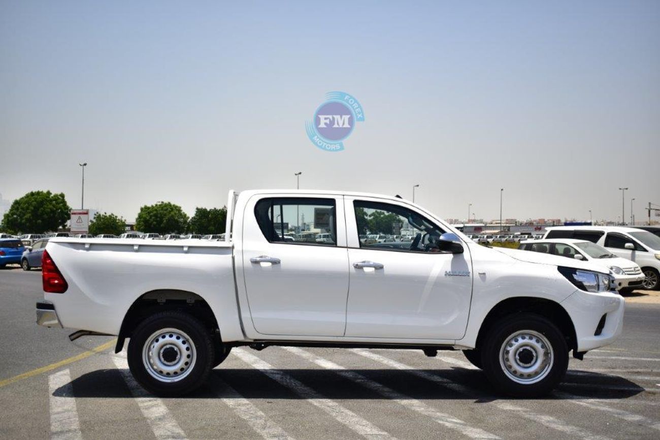 تويوتا هيلوكس Double Cab DLX-E 2.4L Diesel 6 Seat 4WD Manual