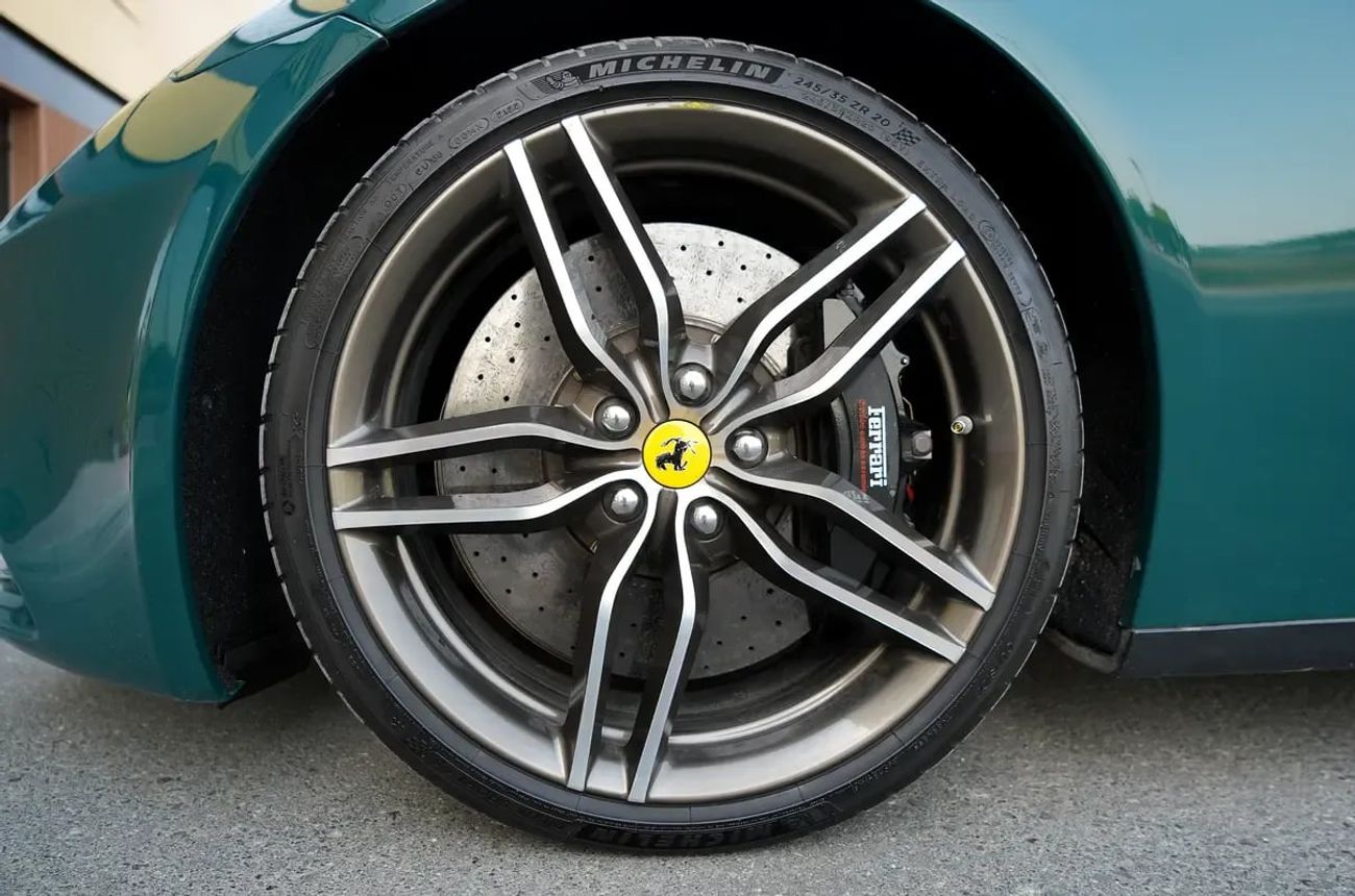 Ferrari FF Ferrari FF 2013