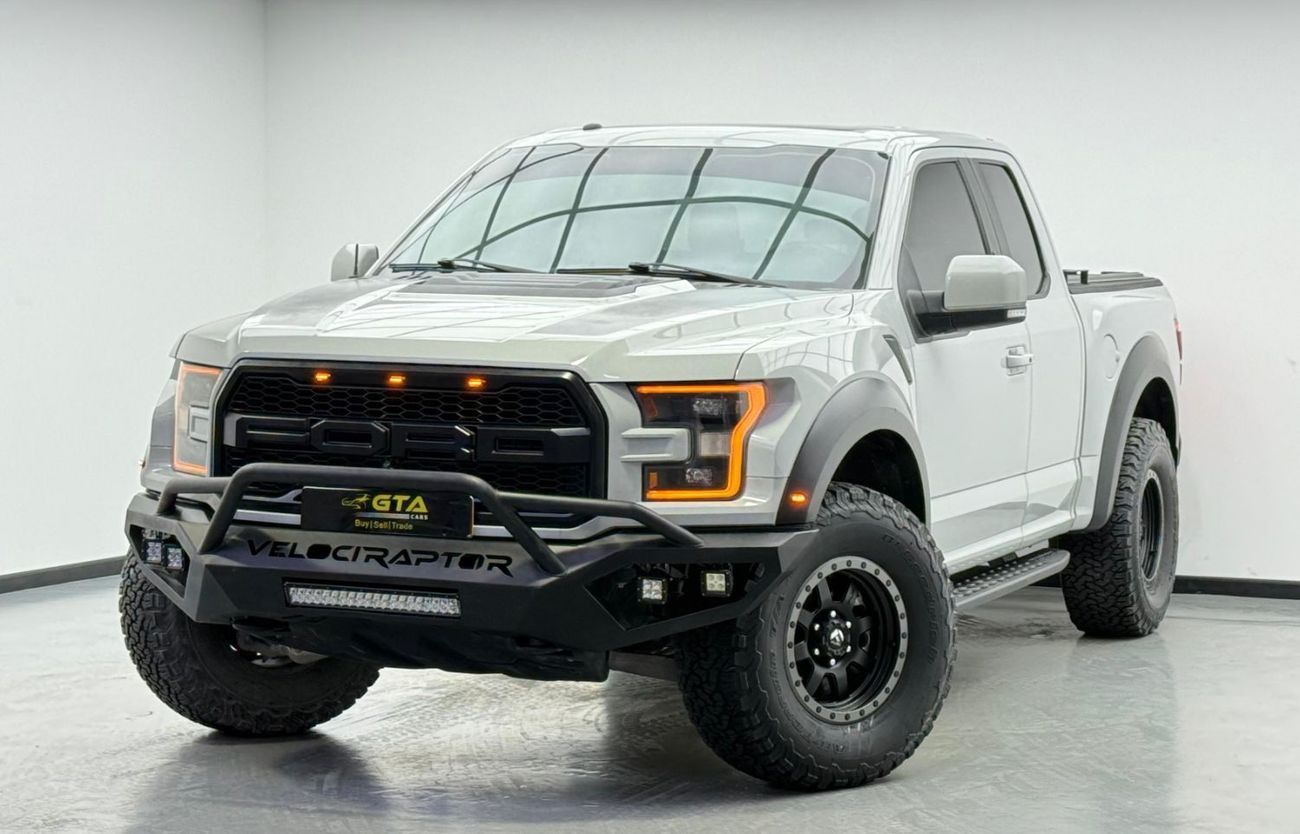 Ford F 150 Raptor 2017 Ford F-150 Raptor, Service History, Excellent Condition, GCC