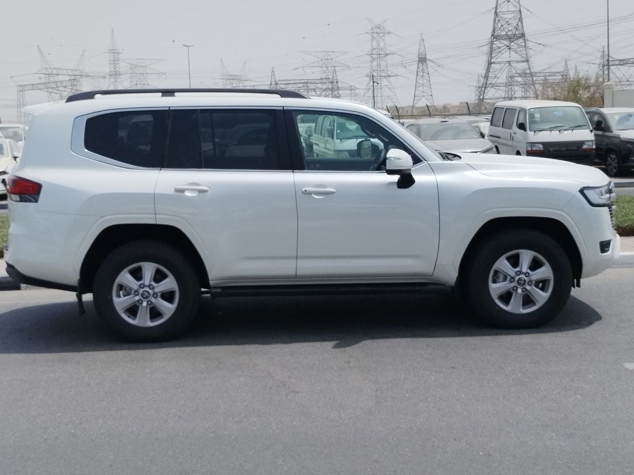 تويوتا لاند كروزر Toyota Landcruiser Lc300 Ax 2025 RHD Petro engine 3.5L automatic gear