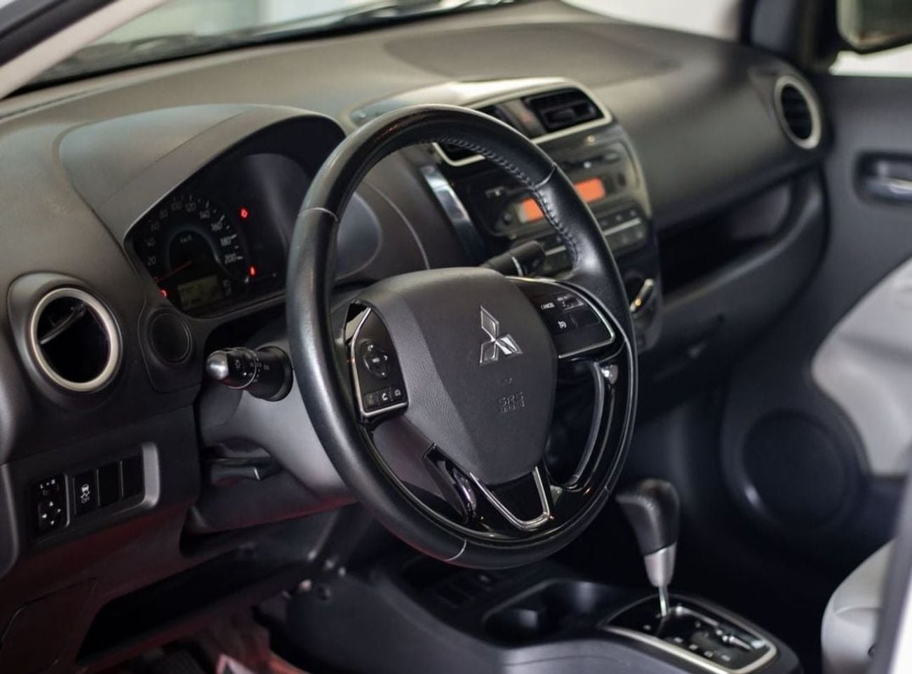 Mitsubishi Attrage GLX Highline 1.2L