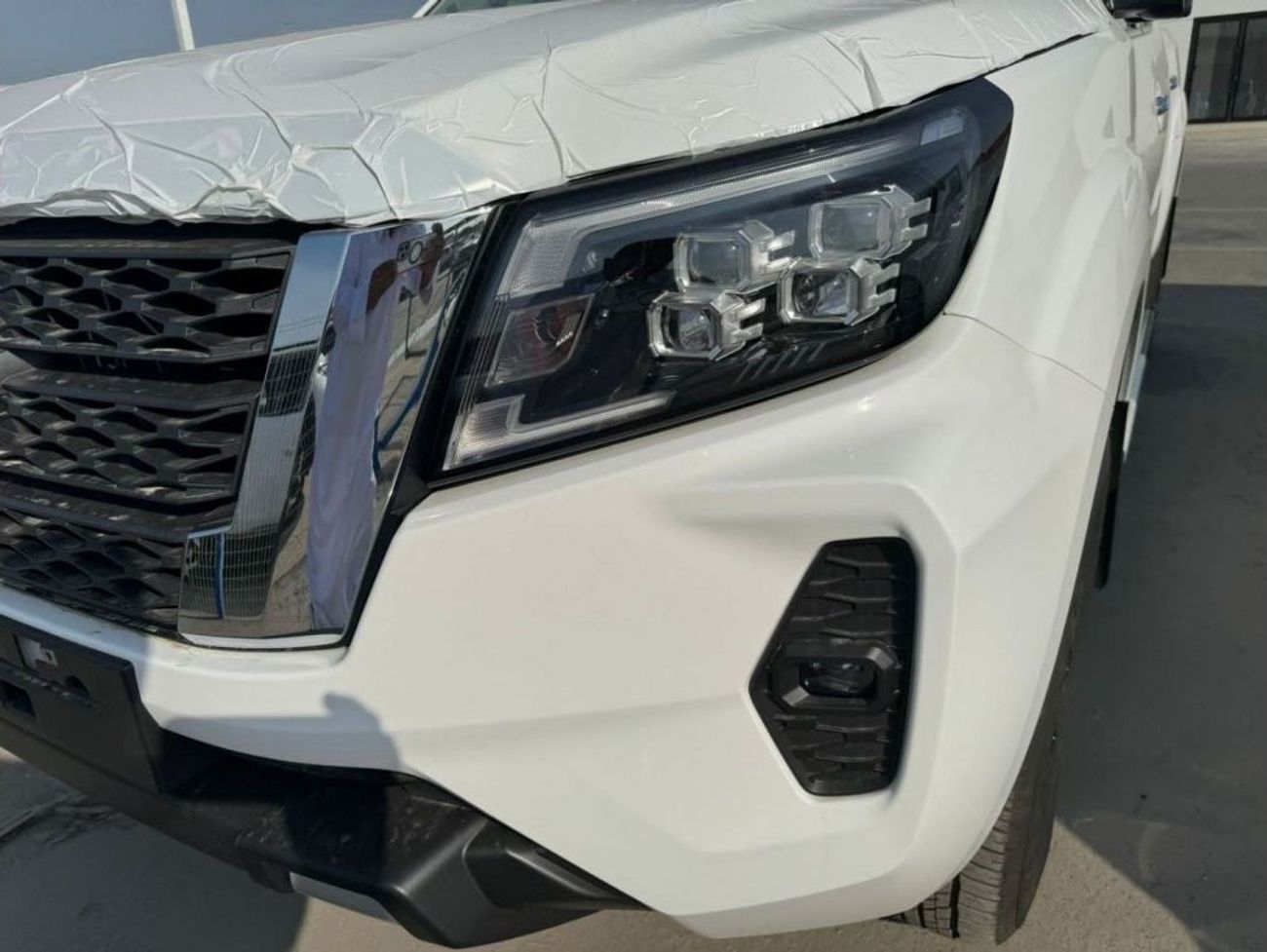 Nissan Navara 2025 Nissan Navara Pick Up 4X4 2.5L Diesel Camera 360 Full Option Double Cabin  Automatic Zero KM