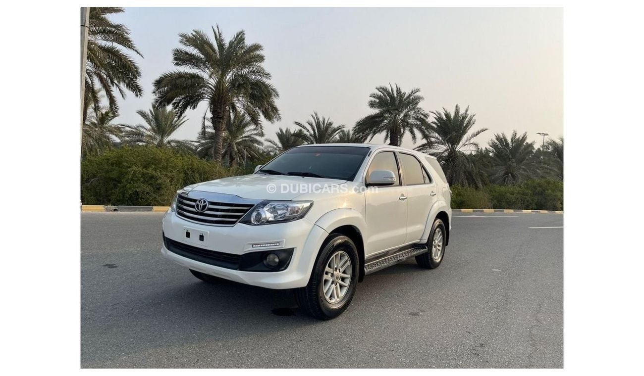 Toyota Fortuner EXR TOYOTA FORTUNER  (GCC  _ SPEC) - mobile 2015 - VERY GOOD CONDITION