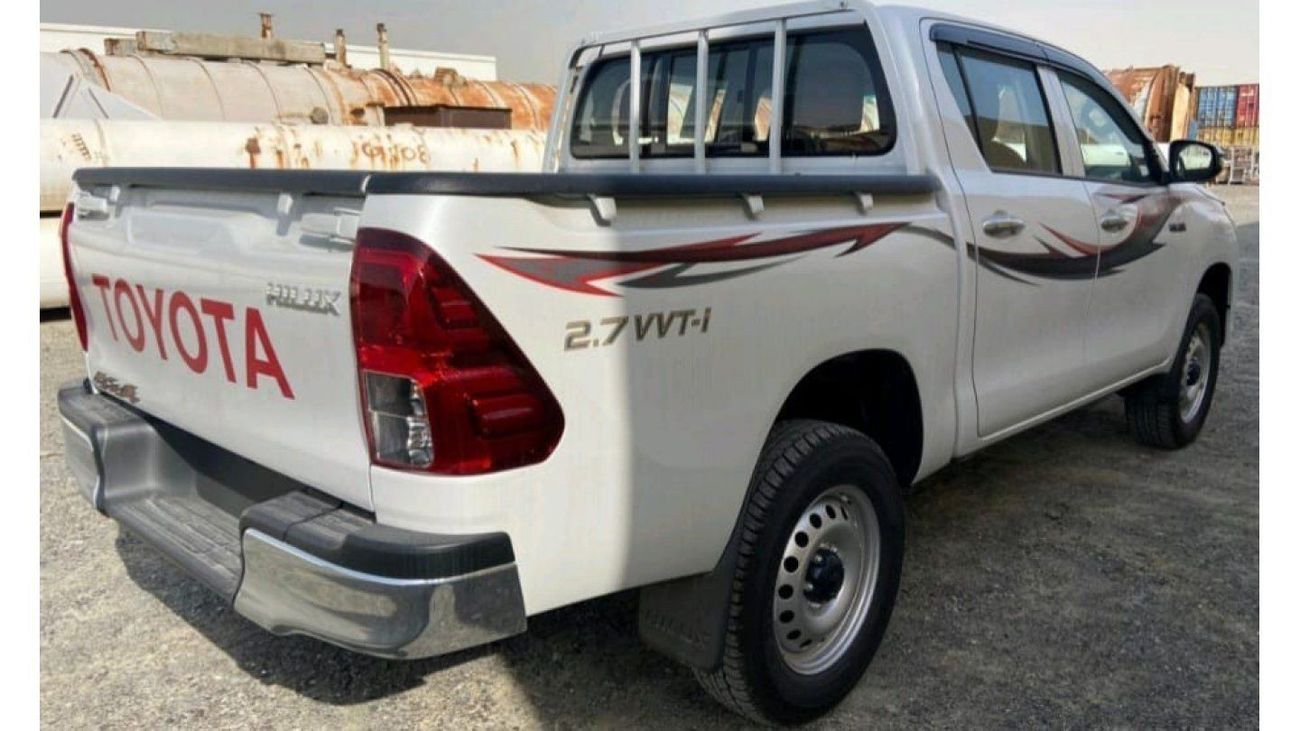 تويوتا هيلوكس 2024 TOYOTA HILUX 2.7L BASICA GASOLINA A/T