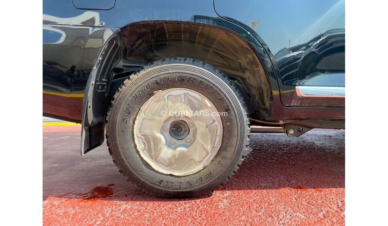 تويوتا لاند كروزر تويوتا لاند كروزر عربة 4.0 لتر موديل 2021 4WD SUV ناقل حركة يدوي أسود اللون