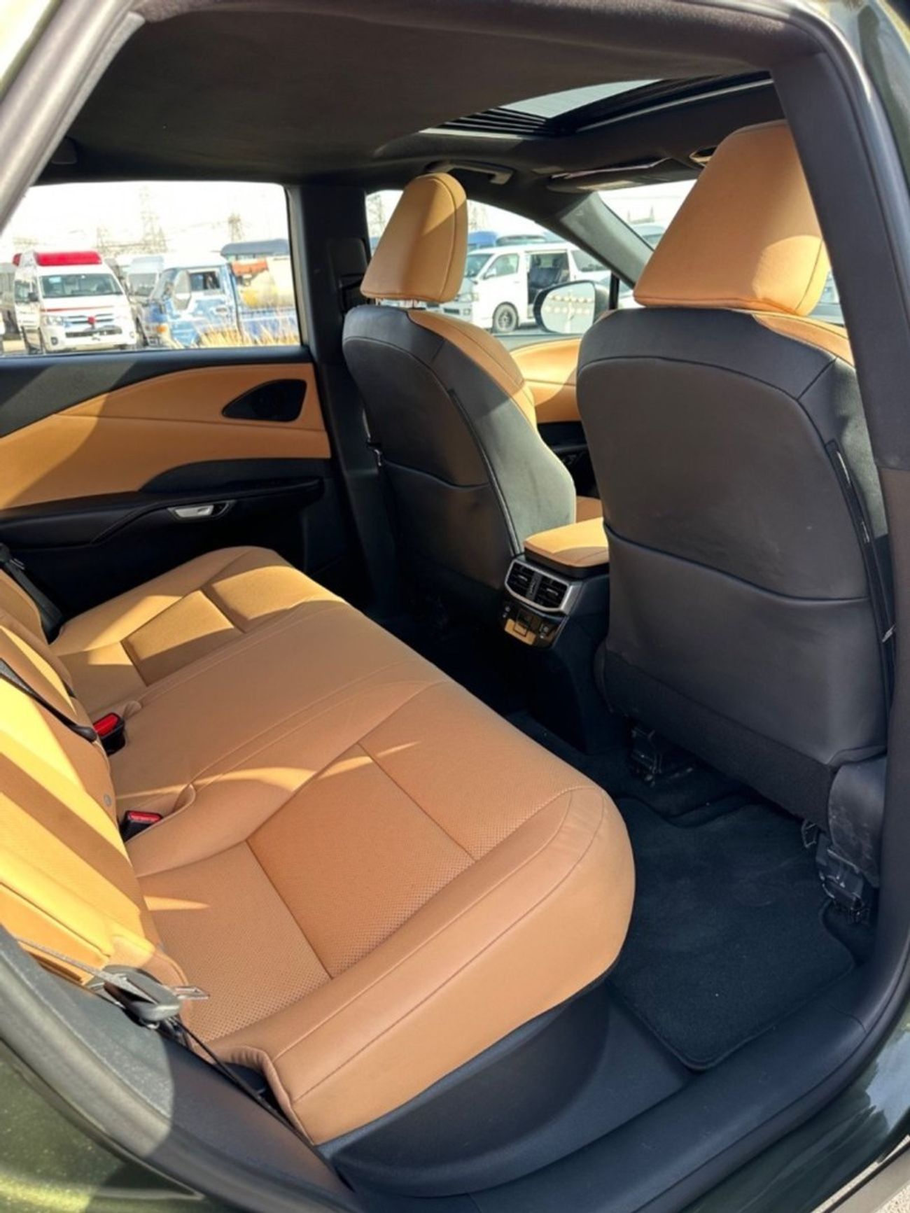 لكزس RX 350 Premium 360 Camera, Sunroof Full Option