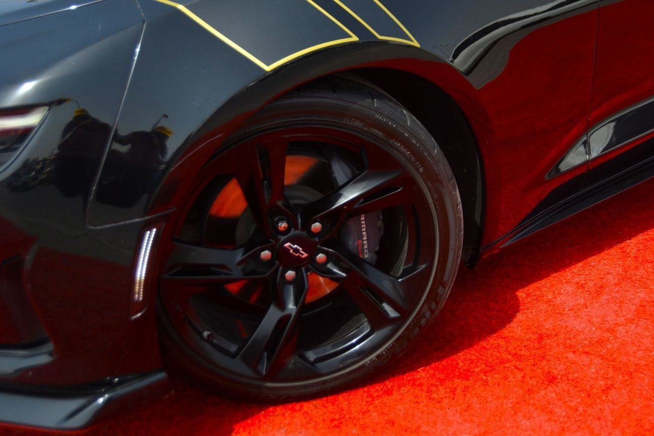 Chevrolet Camaro SS 6.2L Coupe//2022//THE CLEANEST AND BEST IN THE MARKET//ORGINAL AIR BAGS