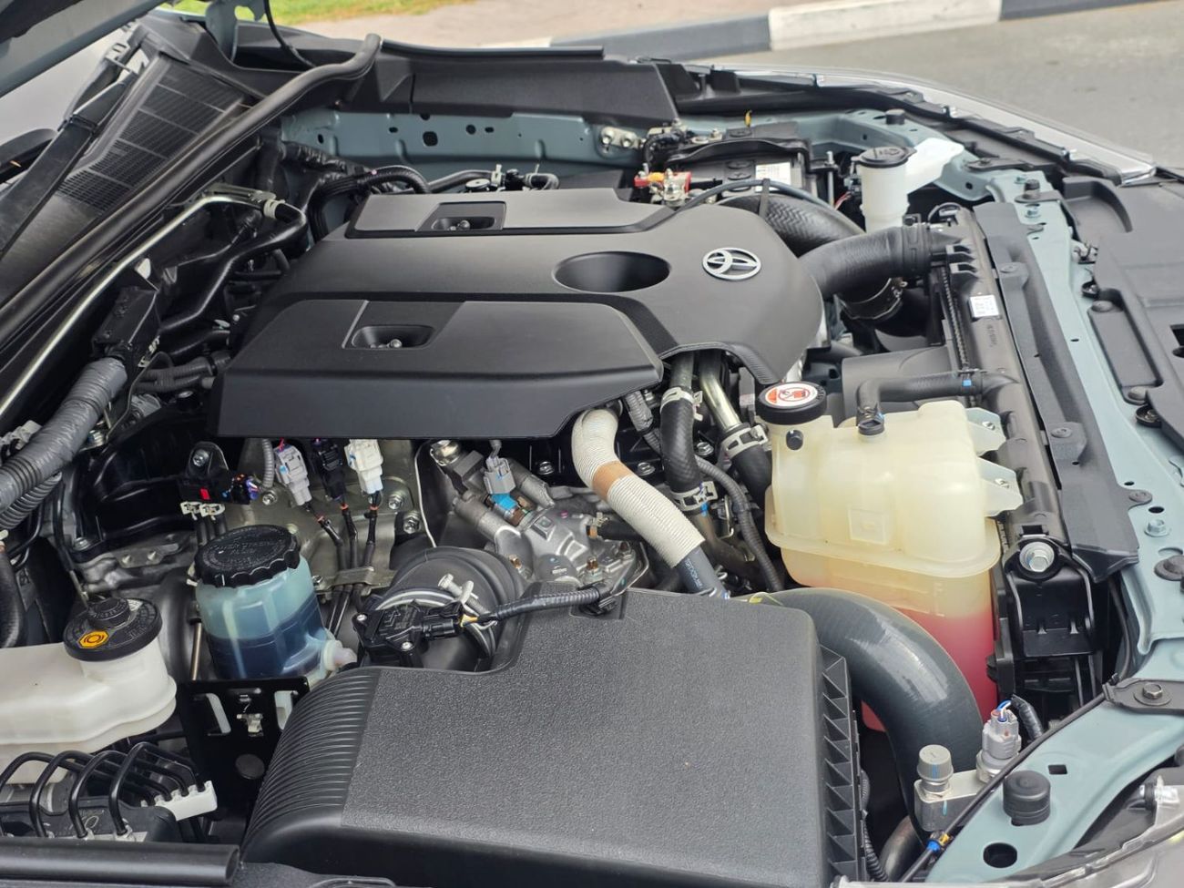 تويوتا هيلوكس RIGHT HAND VEHICLE ONLY FOR EXPORT FULL OPTION