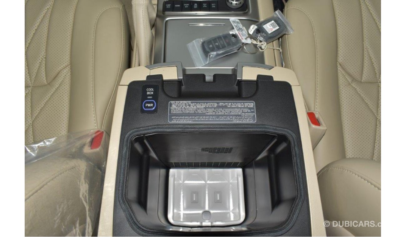 تويوتا لاند كروزر VX-R V8 5.7L Petrol 8 Seat AT Grand Touring