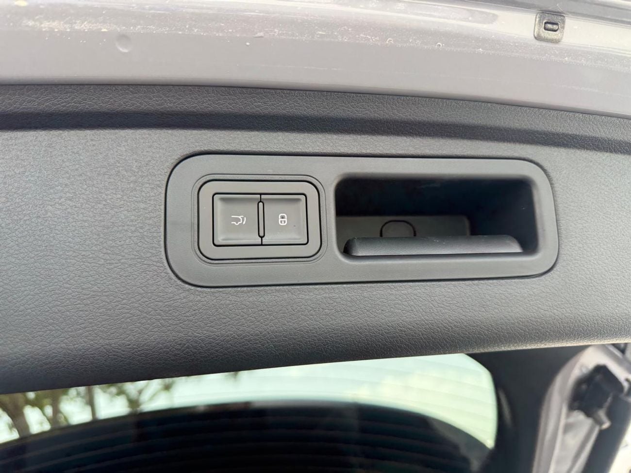 بي واي دي تانغ BYD Tang DM-i 2025 - Brand New - 7 SEATER (FULL OPTION)