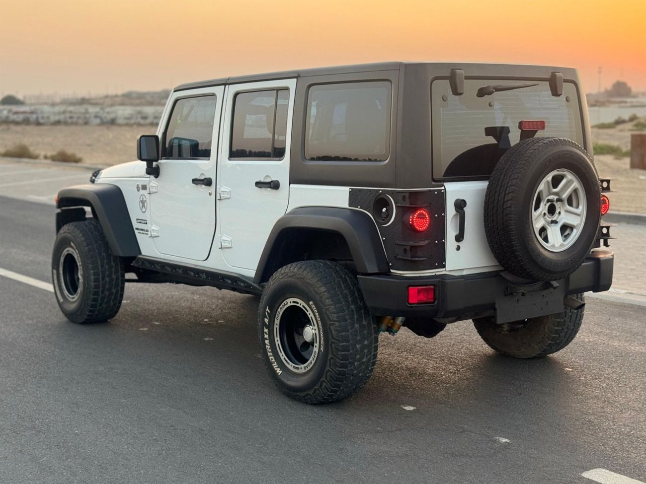 Jeep Wrangler Sport 3.6L A/T