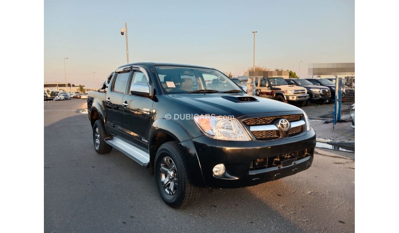 تويوتا هيلوكس TOYOTA HILUX PICK UP RIGHT HAND DRIVE(PM05739)