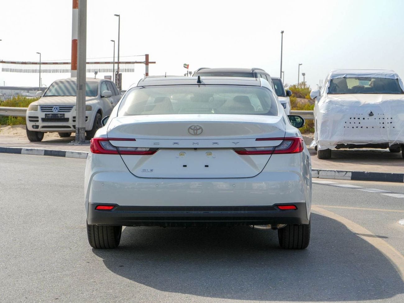 Toyota Camry GLE 2026 TOYOTA CAMRY GLE 2.5L FULL RADAR PANAROMIC DUAL PWR SEAT GCC BEAND NEW 0KM