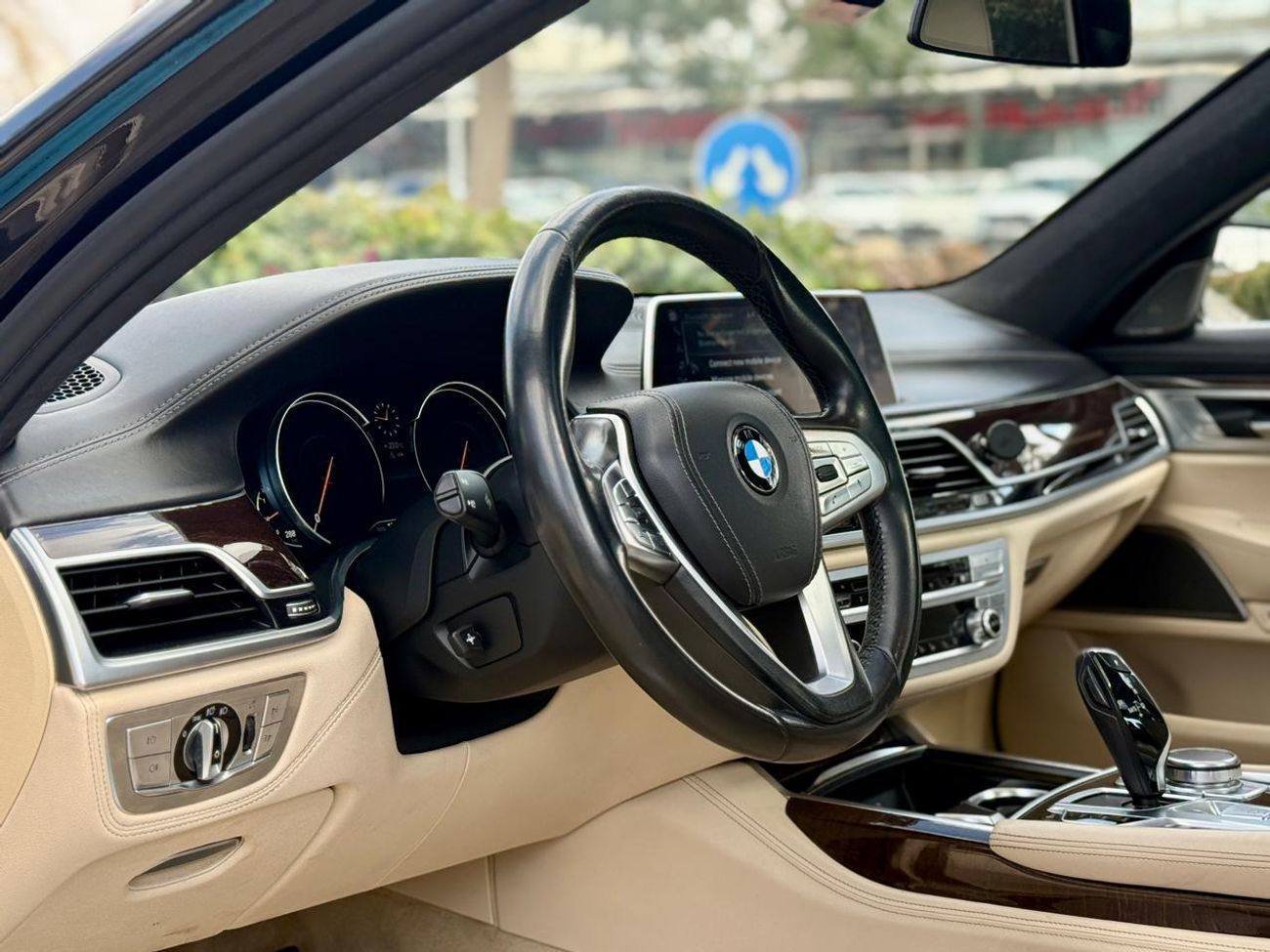 BMW 740Li Std 3.0L 1567 AED Monthly II BMW 740IL II 0% Down Payment II Still Under Warranty to 2027