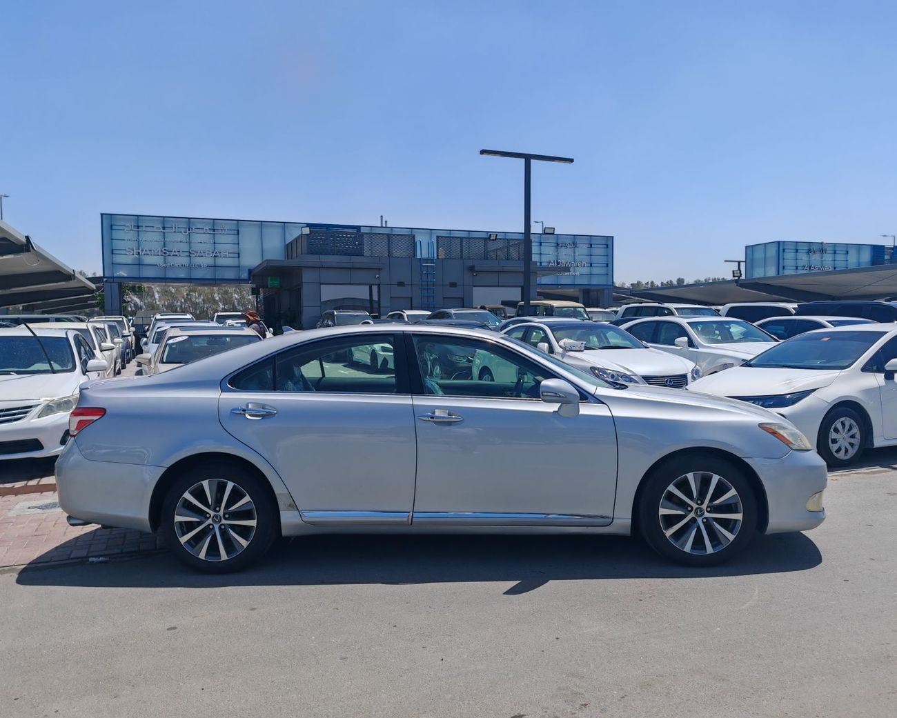 لكزس ES 350 BASE