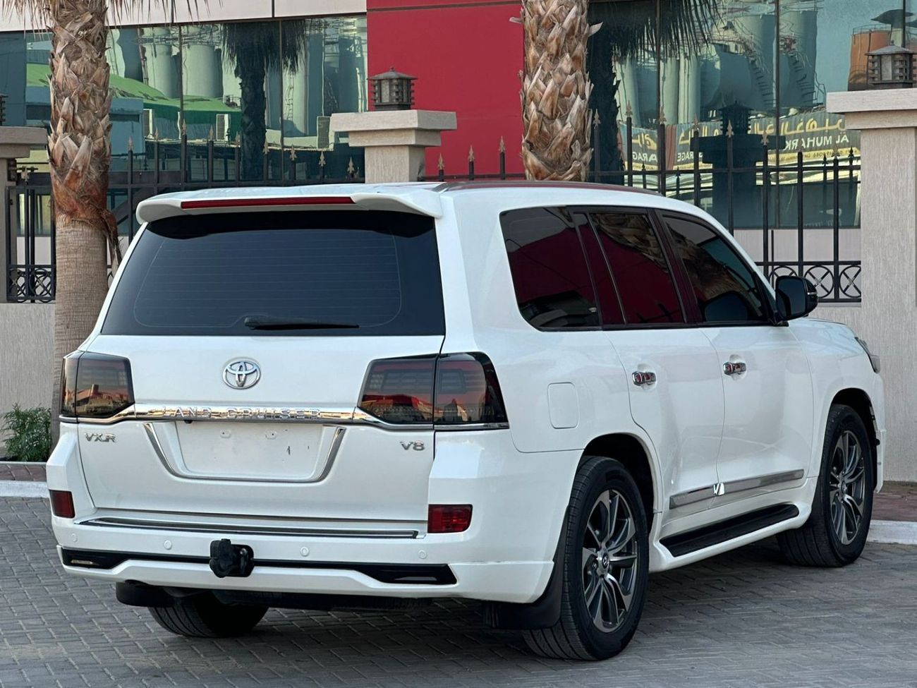 Toyota Land Cruiser VXR V8 2008 محول 2021