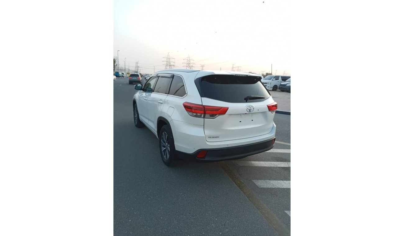 Toyota Kluger TOYOTA KLUGER MODEL 2019 COLOUR WHITE GOOD CONDITION ONLY FOR EXPORT