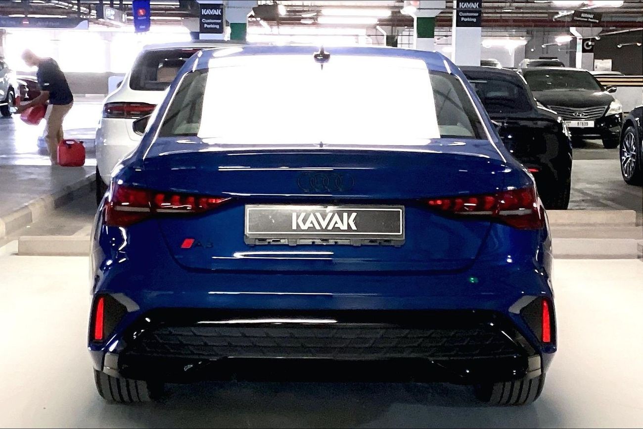 أودي A3 35 TFSI S-Line | National Day Celebration | شامل الضمان | 0 ﺪﻔﻋﺓ ﺃﻮﻟﻯ