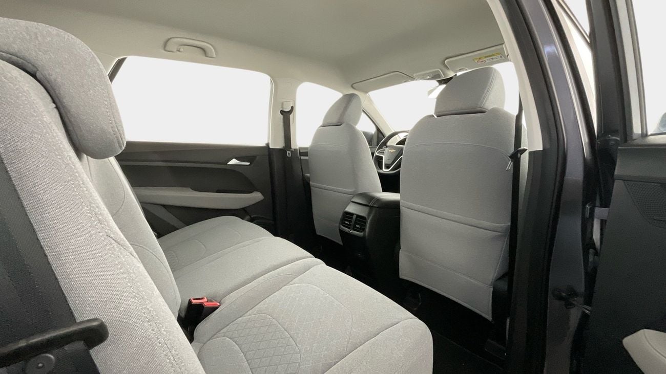 Chevrolet Captiva LS | upto AED 20,000 Ramadan Discount | Guaranteed Warranty | 0 Down Payment