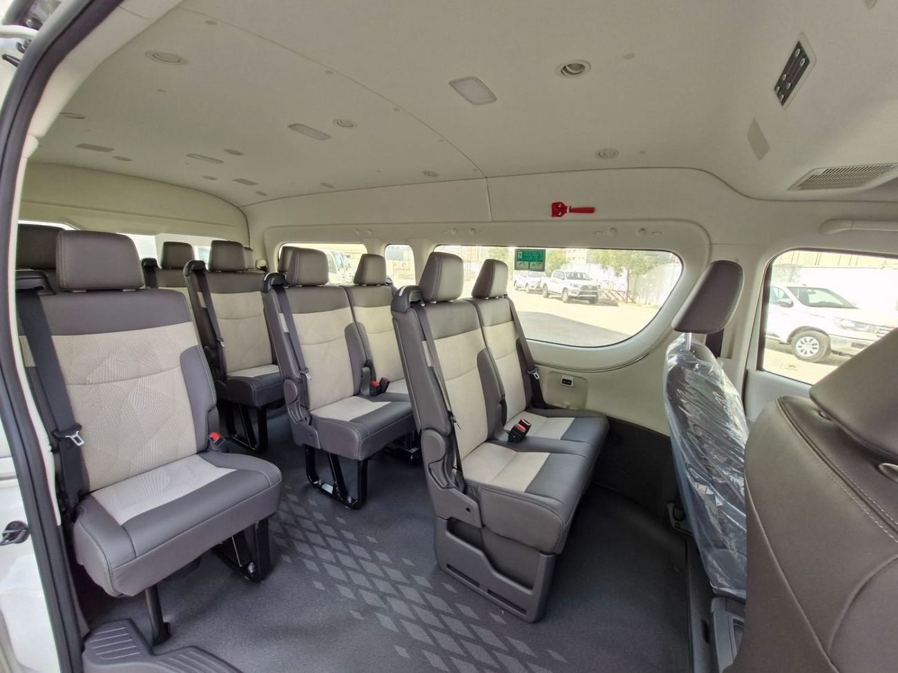 تويوتا هاياس Toyota Hiace 3.5 AT 2026 full option with automatic door