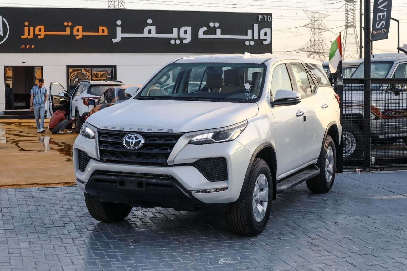 Toyota Fortuner EXR Toyota Fortuner (TGN156) – 2.7L Petrol – 4WD – White – 2025 Model