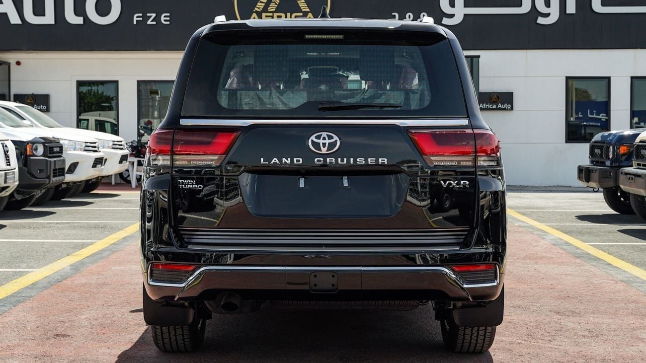 Toyota Land Cruiser VXR LC300 VXR 3.5 PETROL 2026 FULL