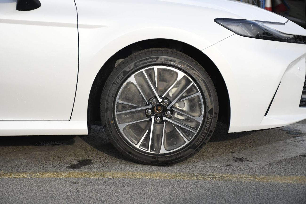 Toyota Camry GLE 2.5L Petrol Inside Tan (Ready Stock)