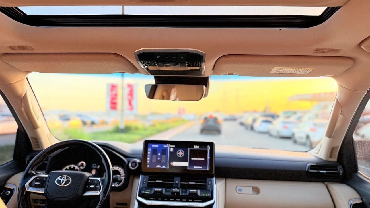 تويوتا لاند كروزر 2023 Model GXR Twin Turbo 3.5L Engine Full Option Very Perfect Condition