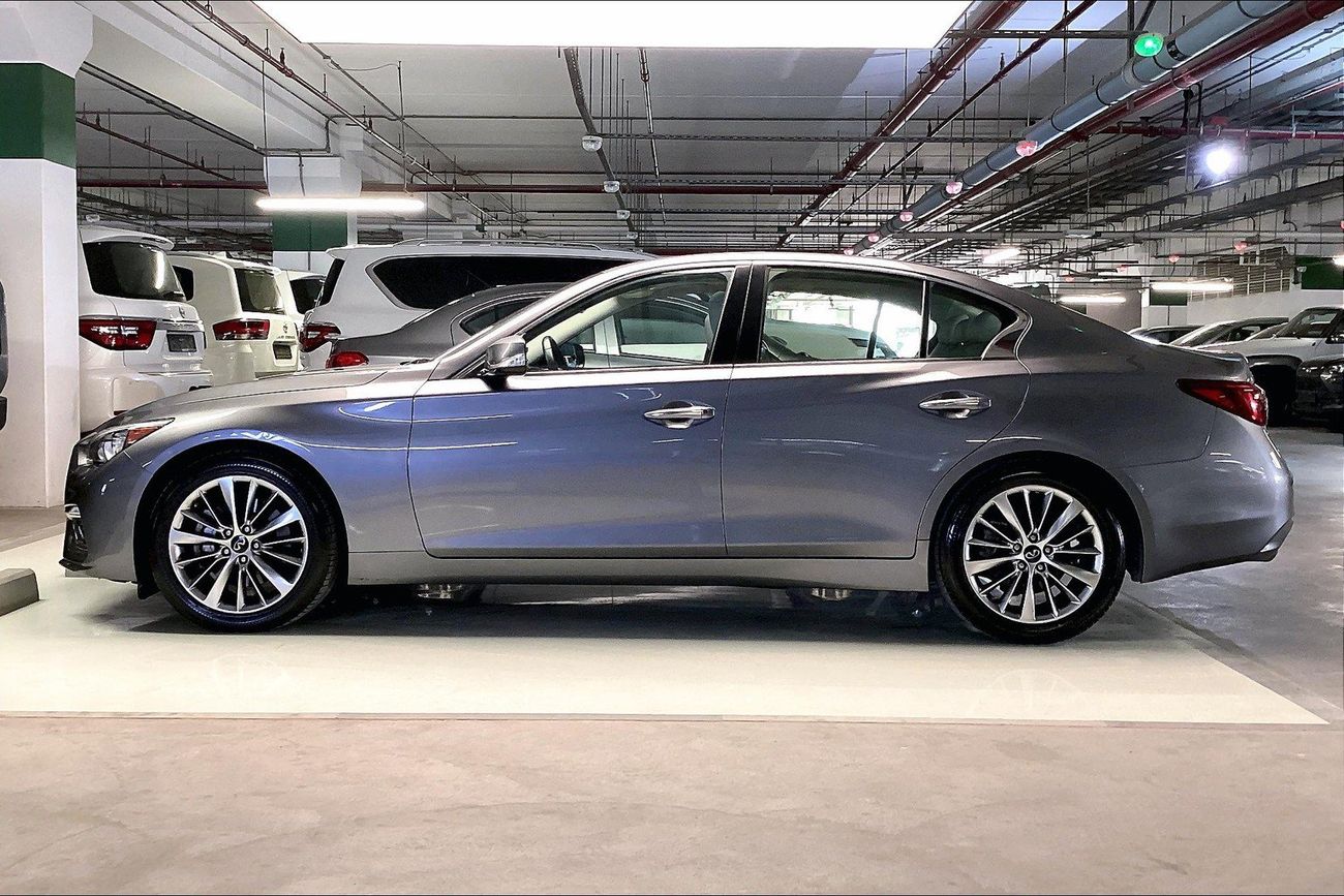 Infiniti Q50 Premium / Luxe | Guaranteed Warranty | 0 Down Payment