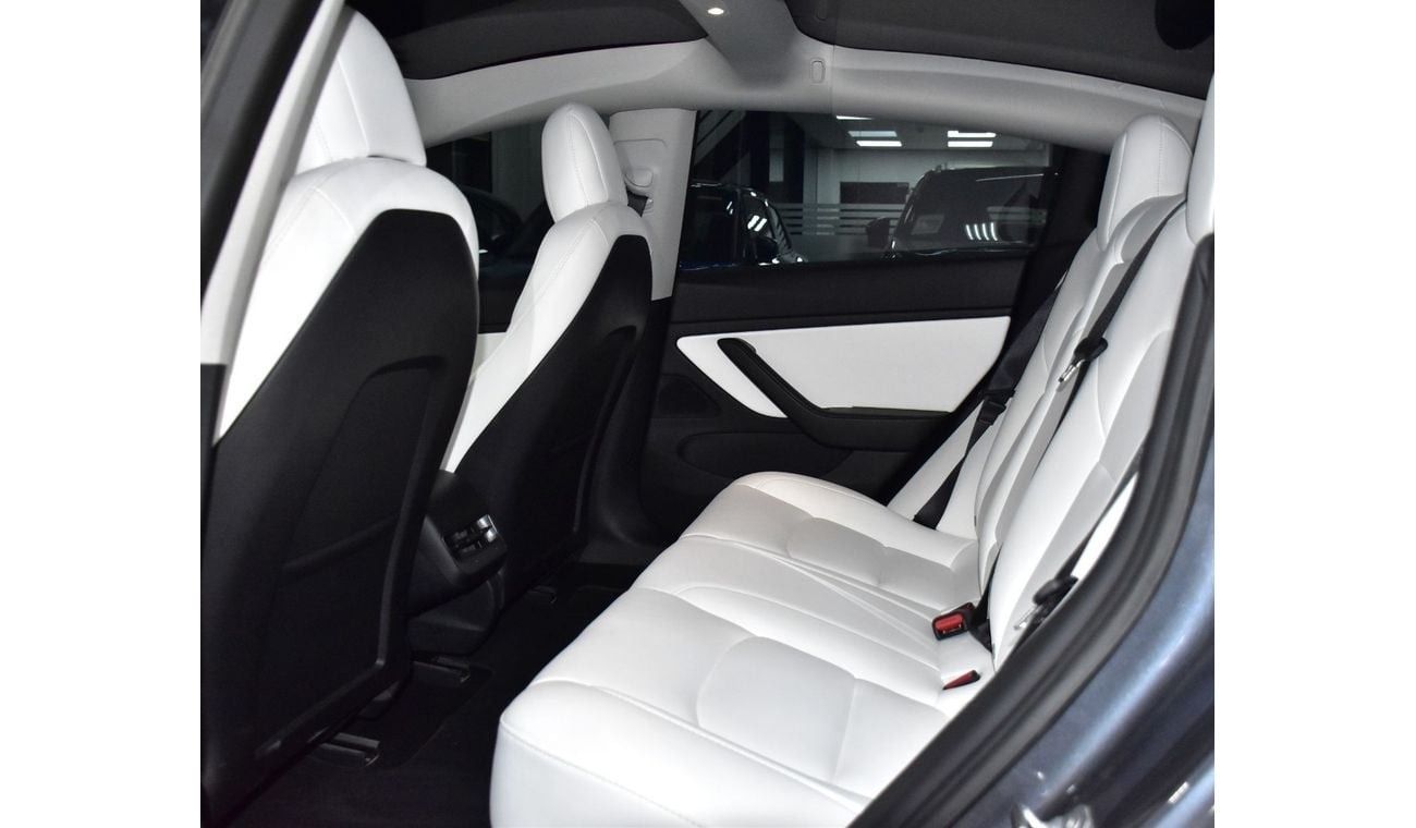 Tesla Model 3 EXCELLENT DEAL for our Tesla Model 3 Performance ( 2021 Model ) in Midnight Silver Color GCC Specs