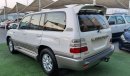 Toyota Land Cruiser Gulf car number 2 excellent condition does not need any expenses